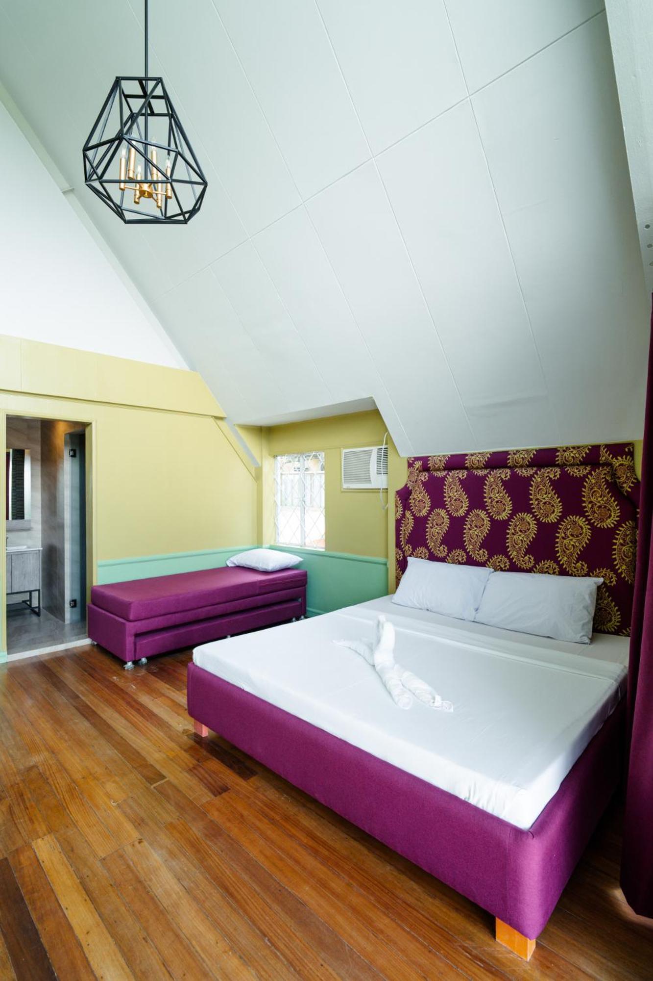 Jacobs Hill Tagaytay Bed & Breakfast Tagaytay City Bagian luar foto