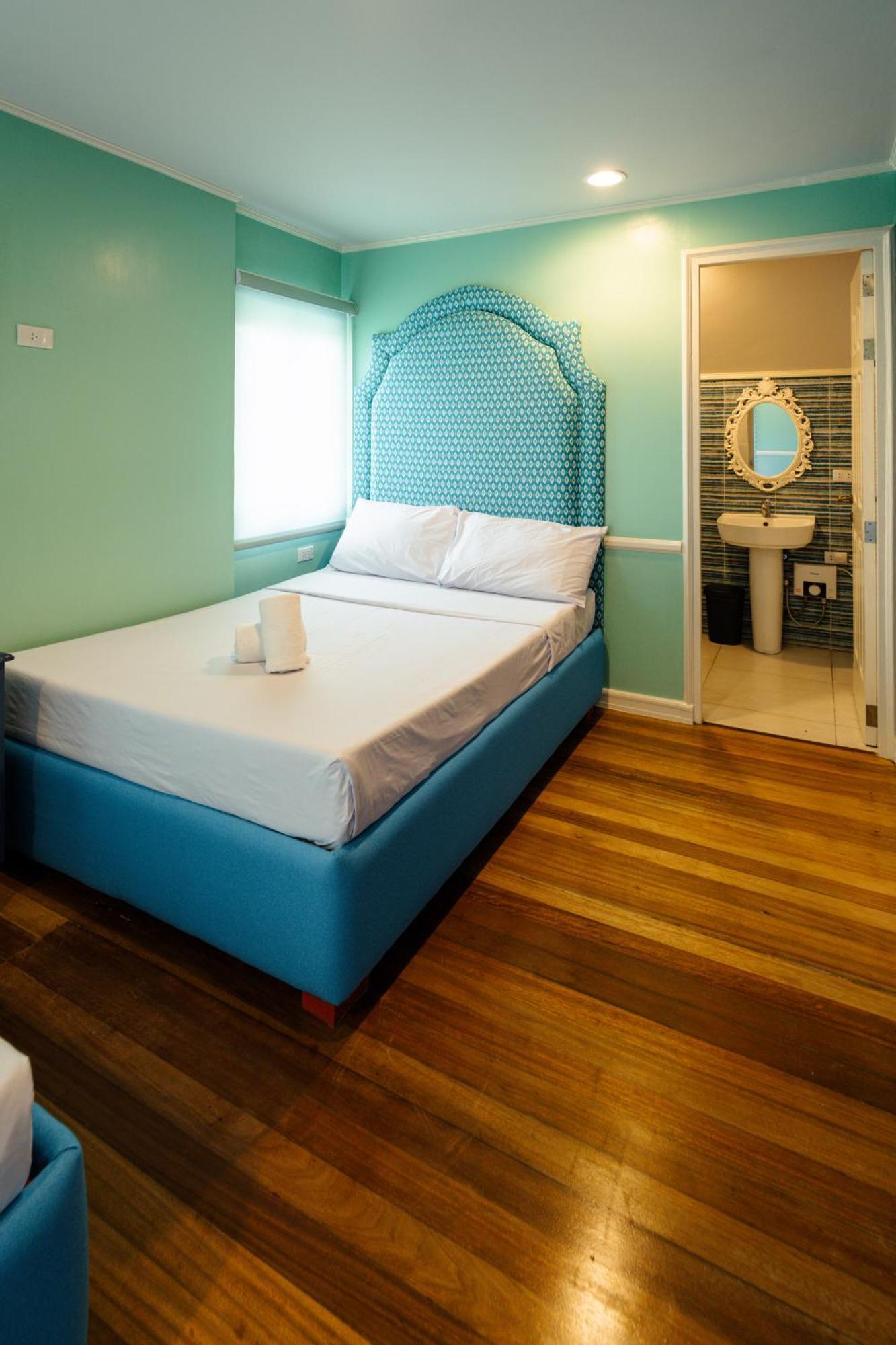 Jacobs Hill Tagaytay Bed & Breakfast Tagaytay City Bagian luar foto