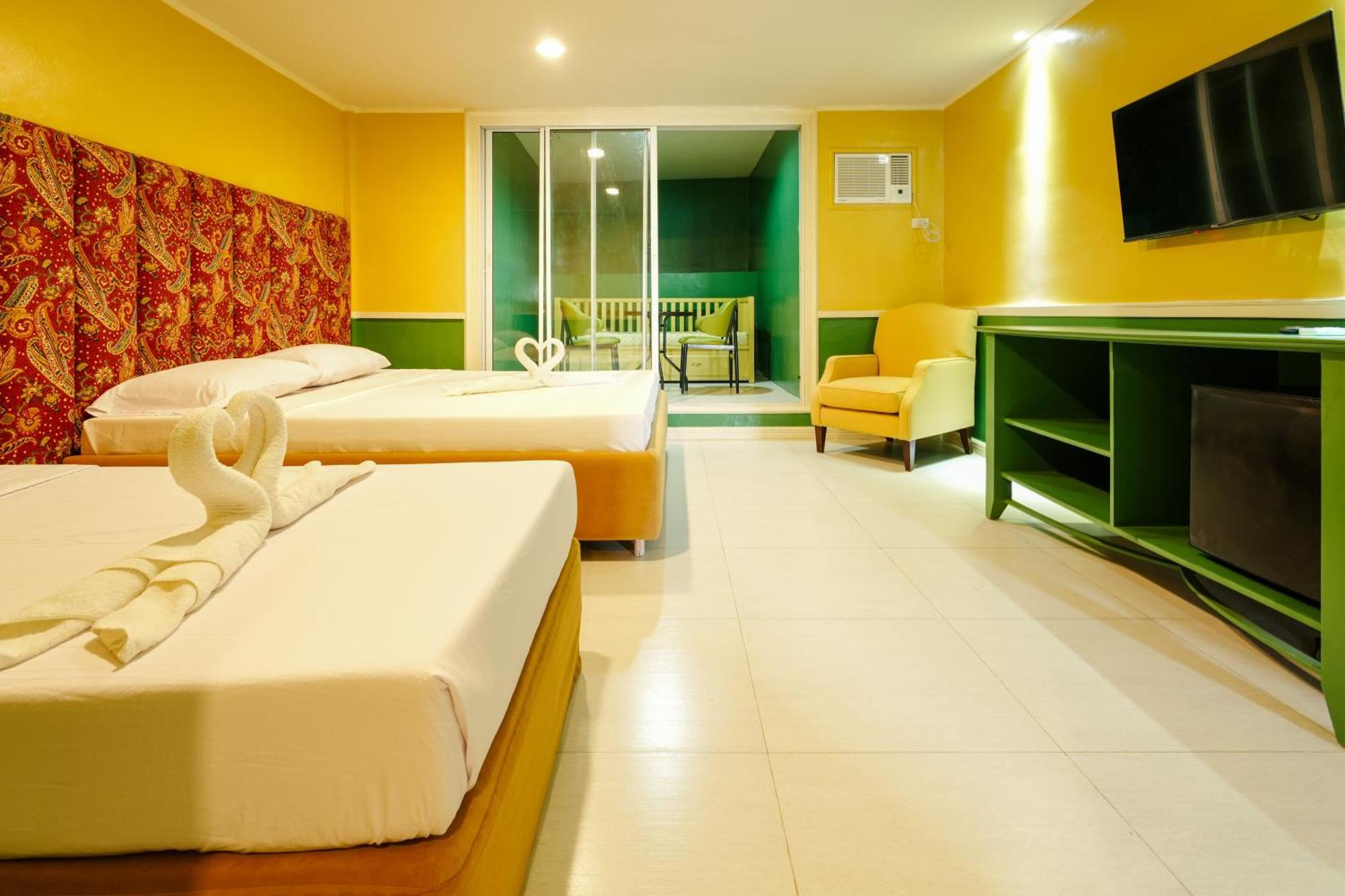 Jacobs Hill Tagaytay Bed & Breakfast Tagaytay City Bagian luar foto