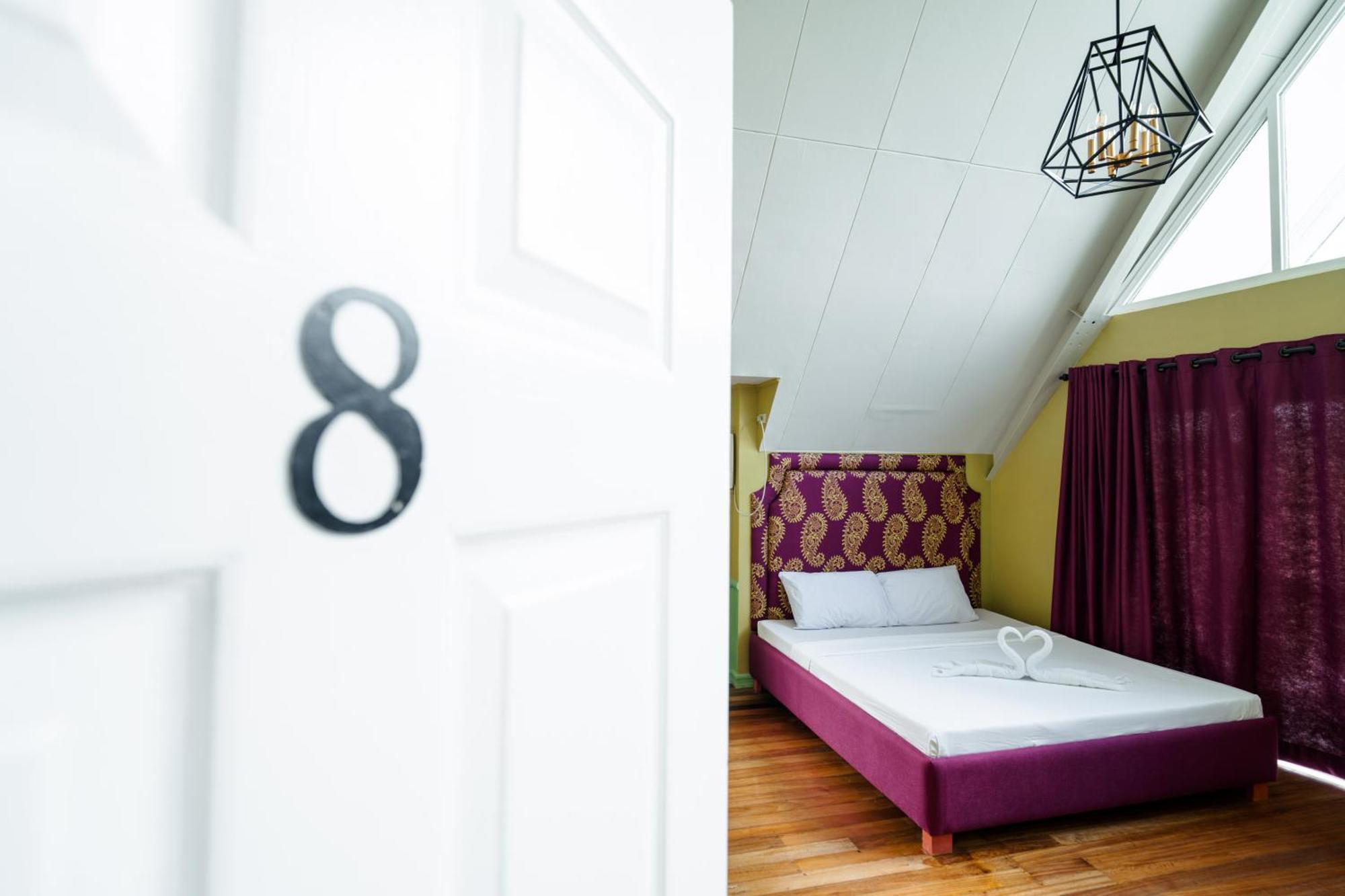 Jacobs Hill Tagaytay Bed & Breakfast Tagaytay City Bagian luar foto